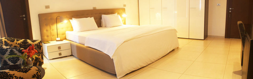 Hotel Maison Rouge โกโตนู ภายนอก รูปภาพ