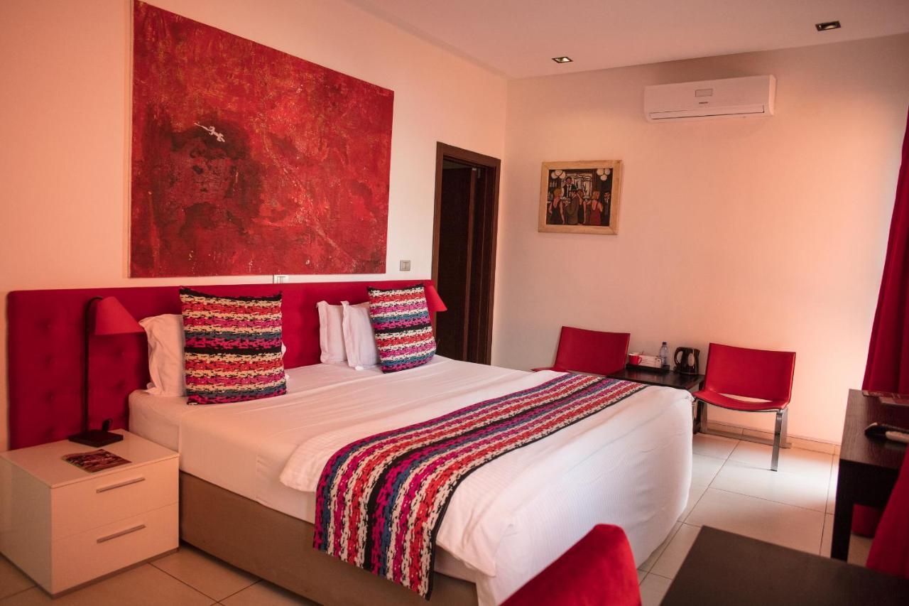 Hotel Maison Rouge โกโตนู ภายนอก รูปภาพ
